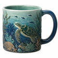 Keramikbecher mit Meeresrelief und Schildkröte in Blau/Meergrün