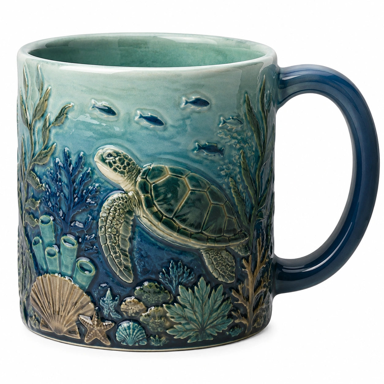 Keramikbecher mit Meeresrelief und Schildkröte in Blau/Meergrün